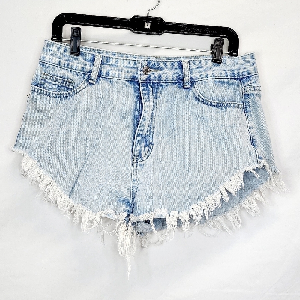SHEIN Vintage High Rise Frayed Hem Light Wash Denim Jean Shorts